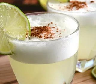Visit the Bars of Lima