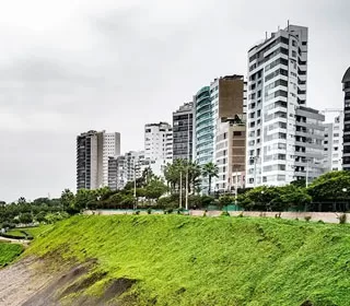 Hoteles y Alojamientos en Lima