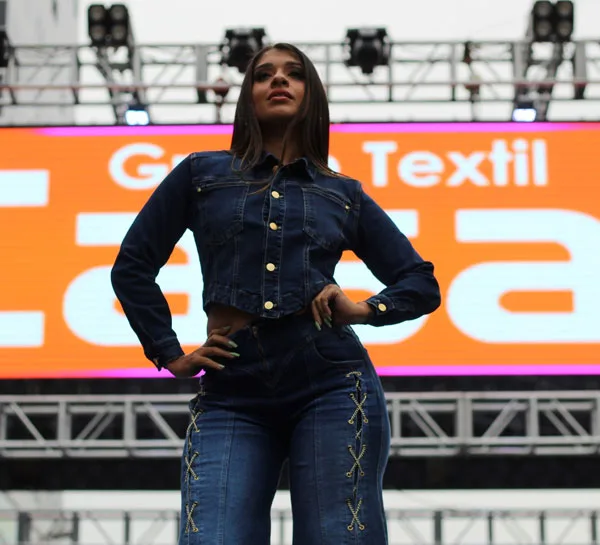 Fashion events and contests